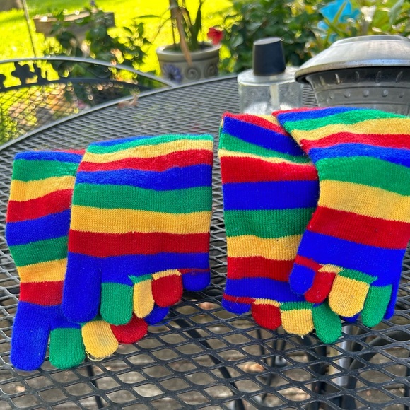 Women’s Rainbow Toe Socks - 2 pairs - Double the Fun - NWOT - Picture 1 of 3
